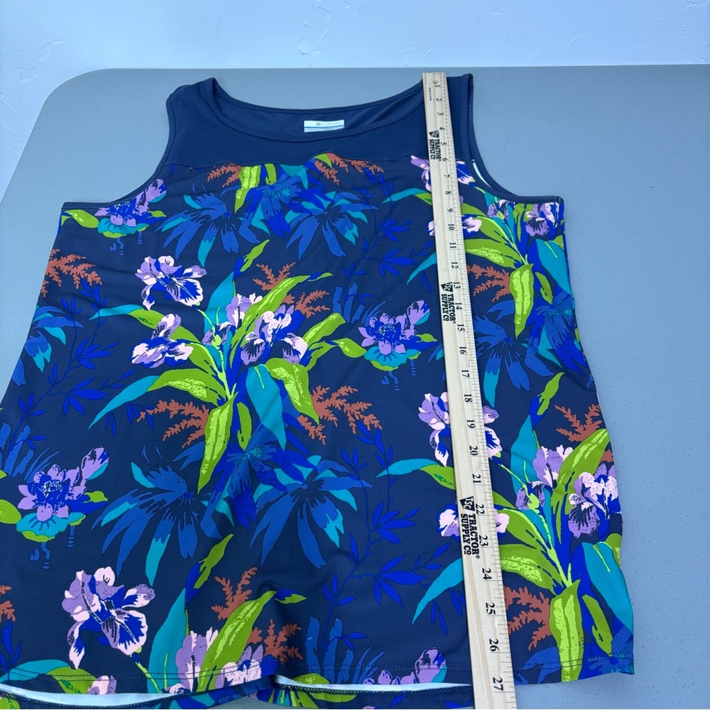 Columbia Women's XL Floral Navy Sleeveless Tank Top Outdoor Hiking Summer - Picture 8 of 8